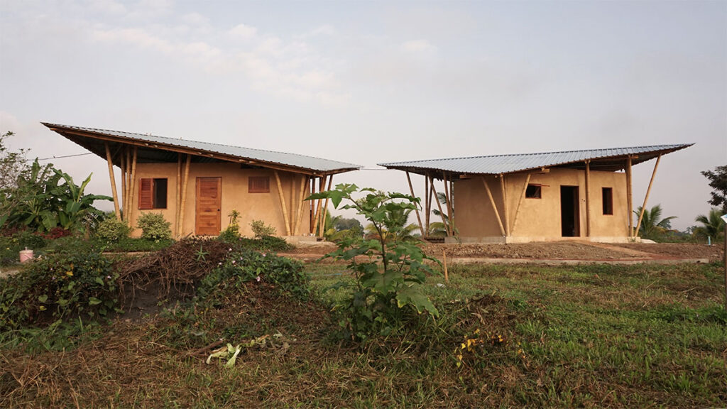 clay-house clay house