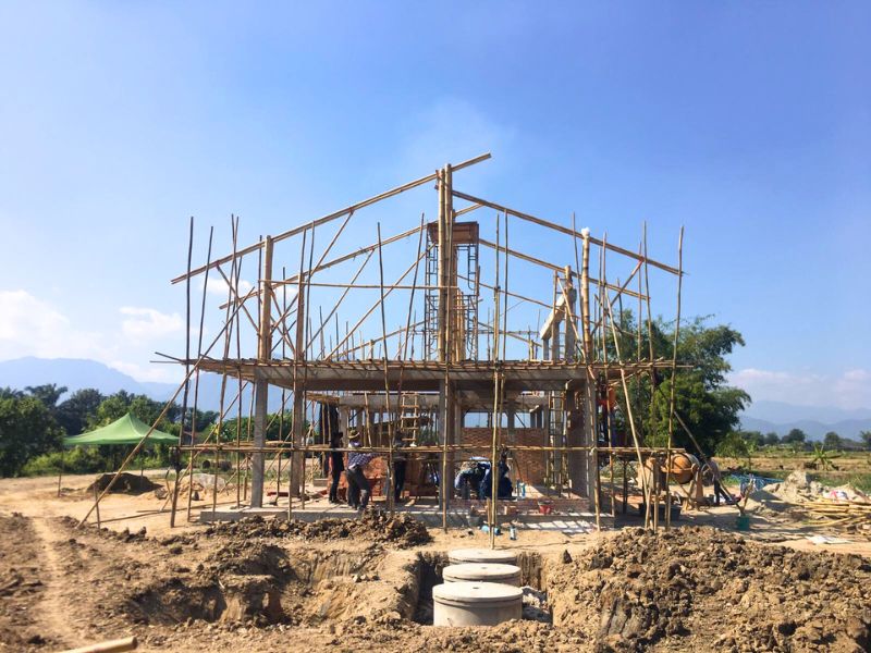 first buildings 2019_garage and family house (1) farm house construction 2019